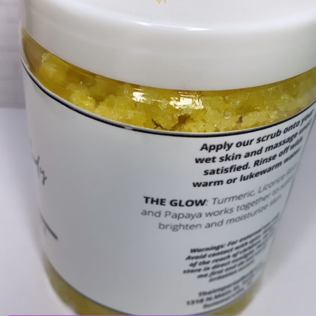 Turmeric Brightening Scrub